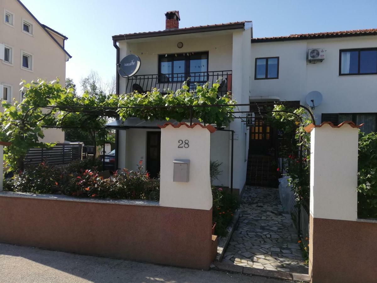 Family Apartman Luka Διαμέρισμα Ρόβινι Εξωτερικό φωτογραφία